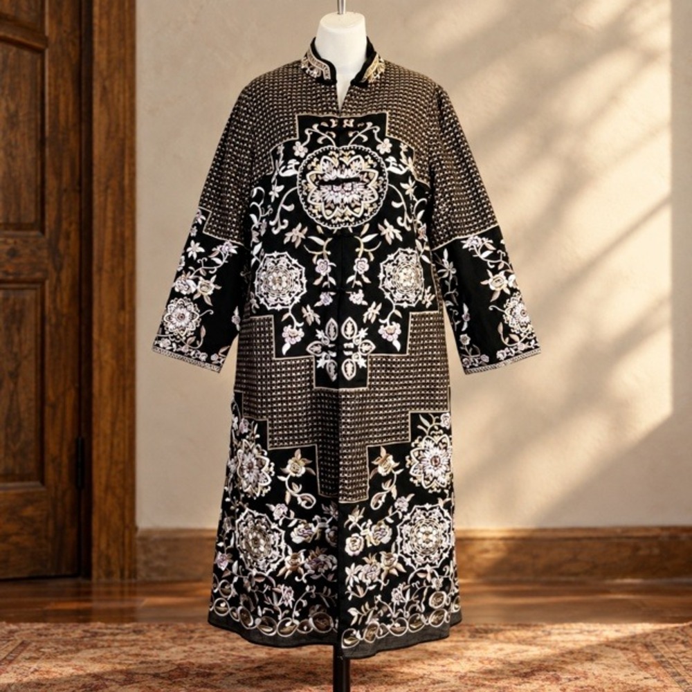 Vintage WEN Black Floral Embroidered Maxi Duster Coat Mandarin Collar Boho